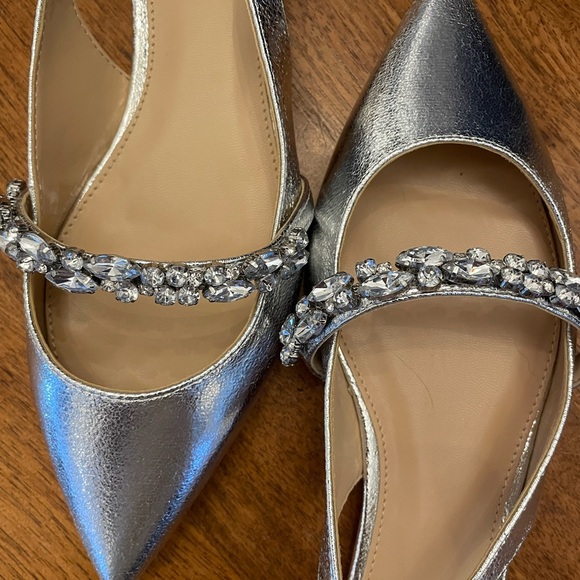 New Metallic jeweled flat slingbacks. - Picture 6 of 7